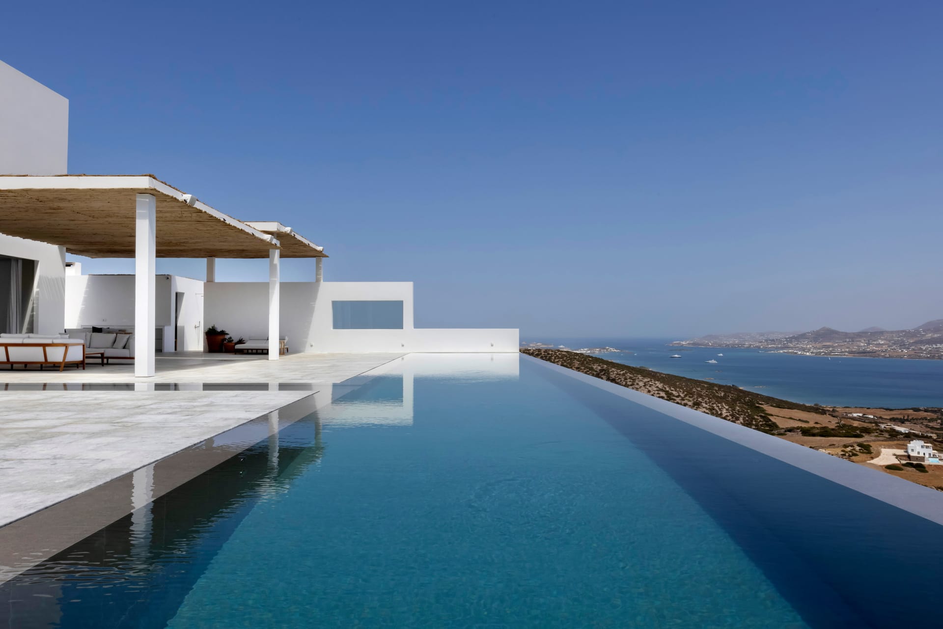 Villa Ismena-Antiparos Cave