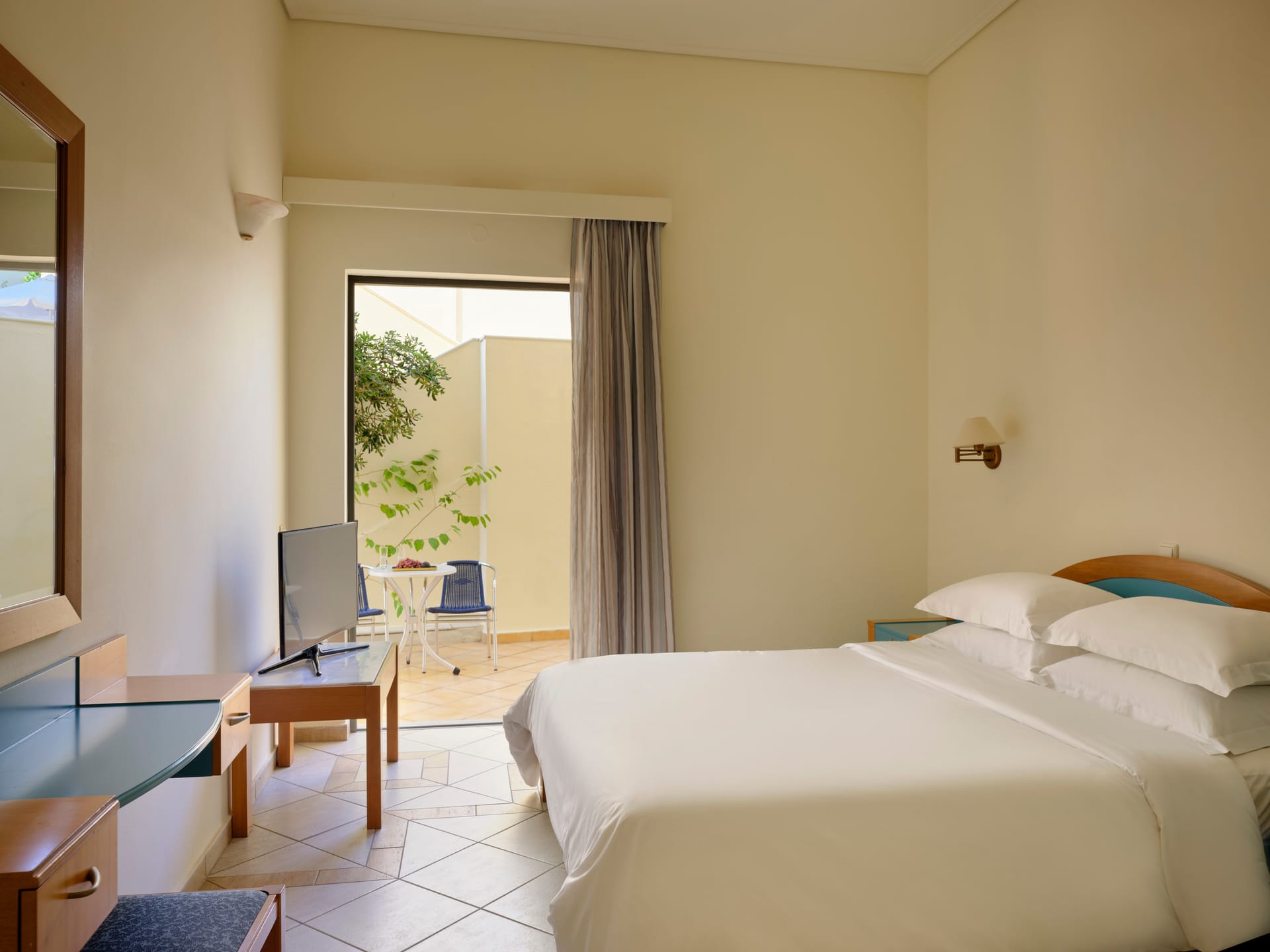 Atlantica Yakinthos - DOUBLE - 4