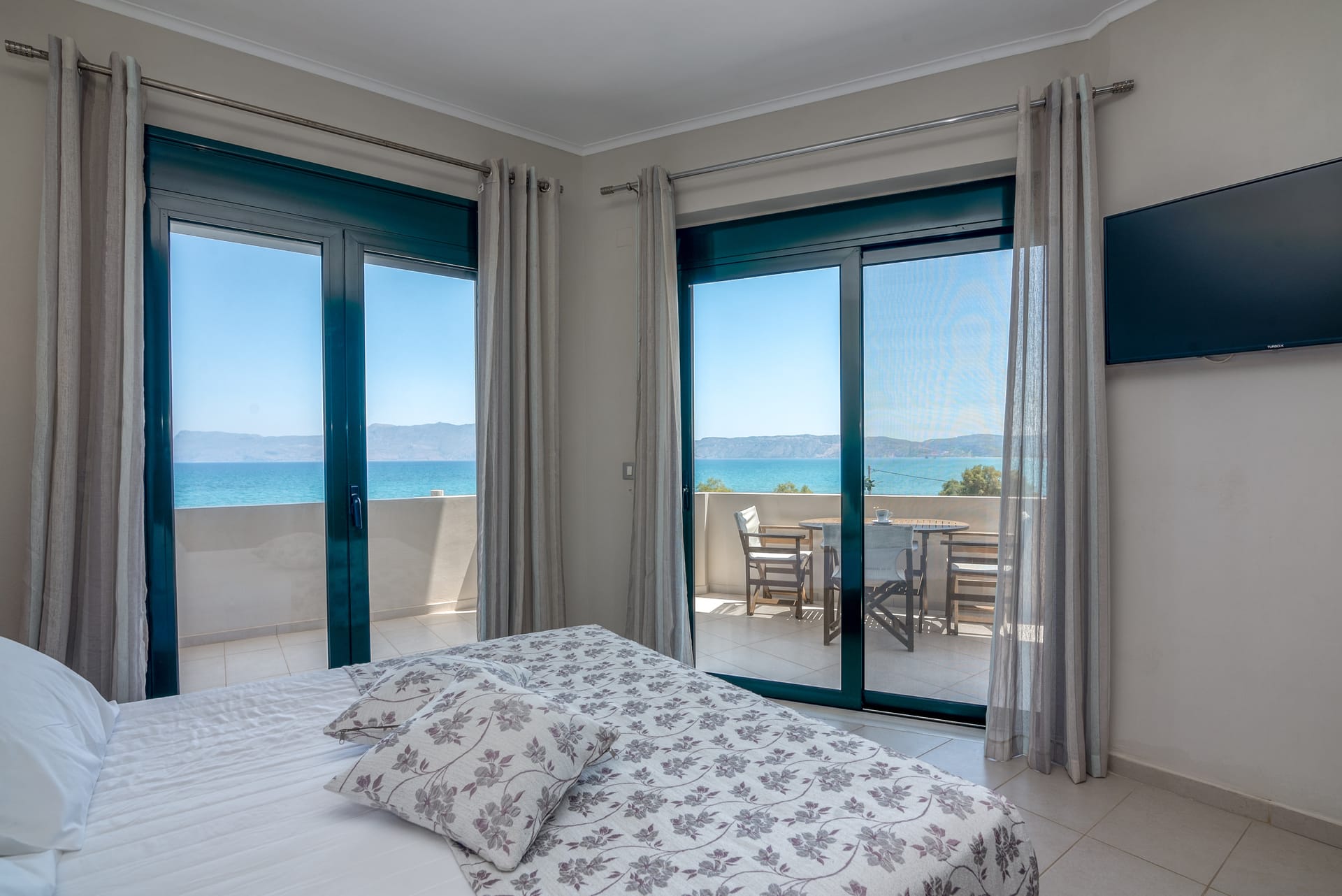 Christina Beach Kissamos - SUITE - 2