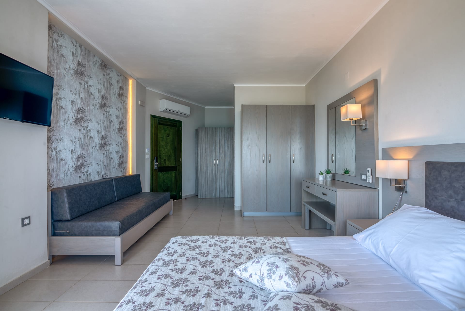 Christina Beach Kissamos - SUITE - 3