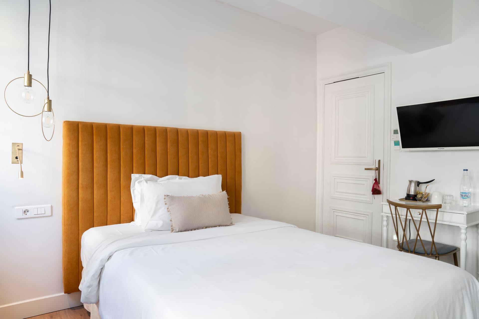 Classic Single Room