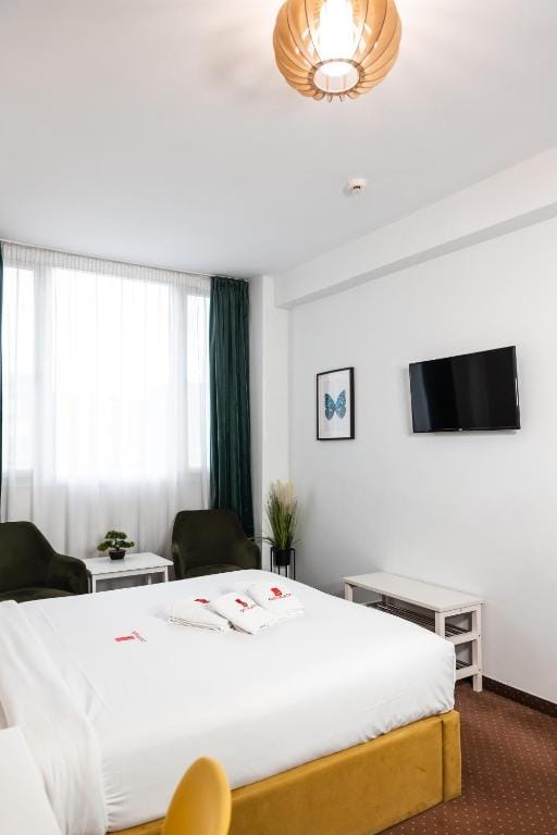 City Plaza Apartments & Rooms Thessaloniki - SUP - 11