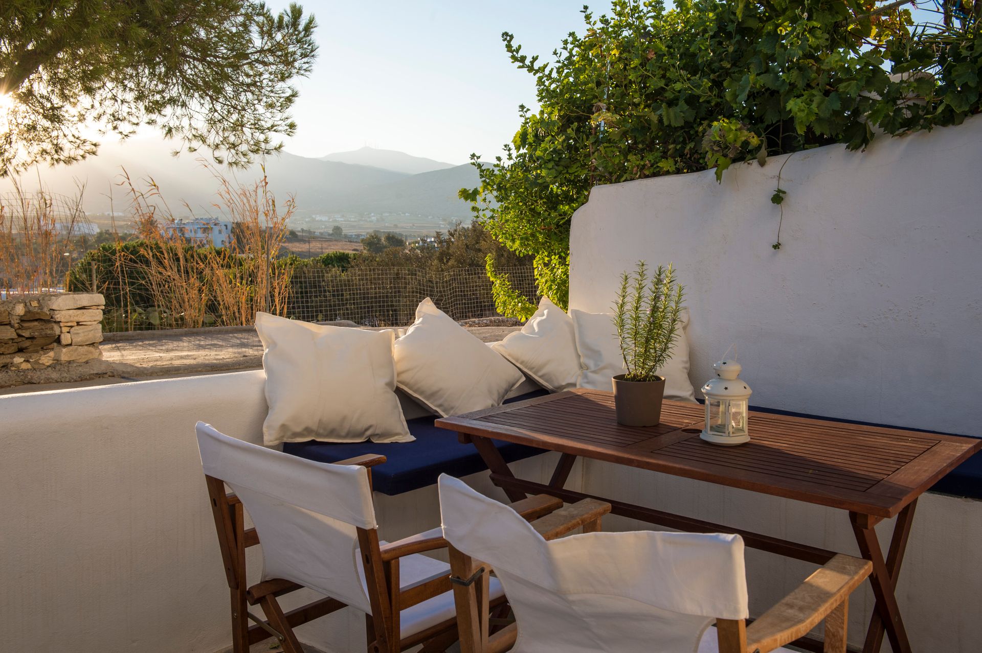 Aura | 1 Bedroom Apartment with Patio