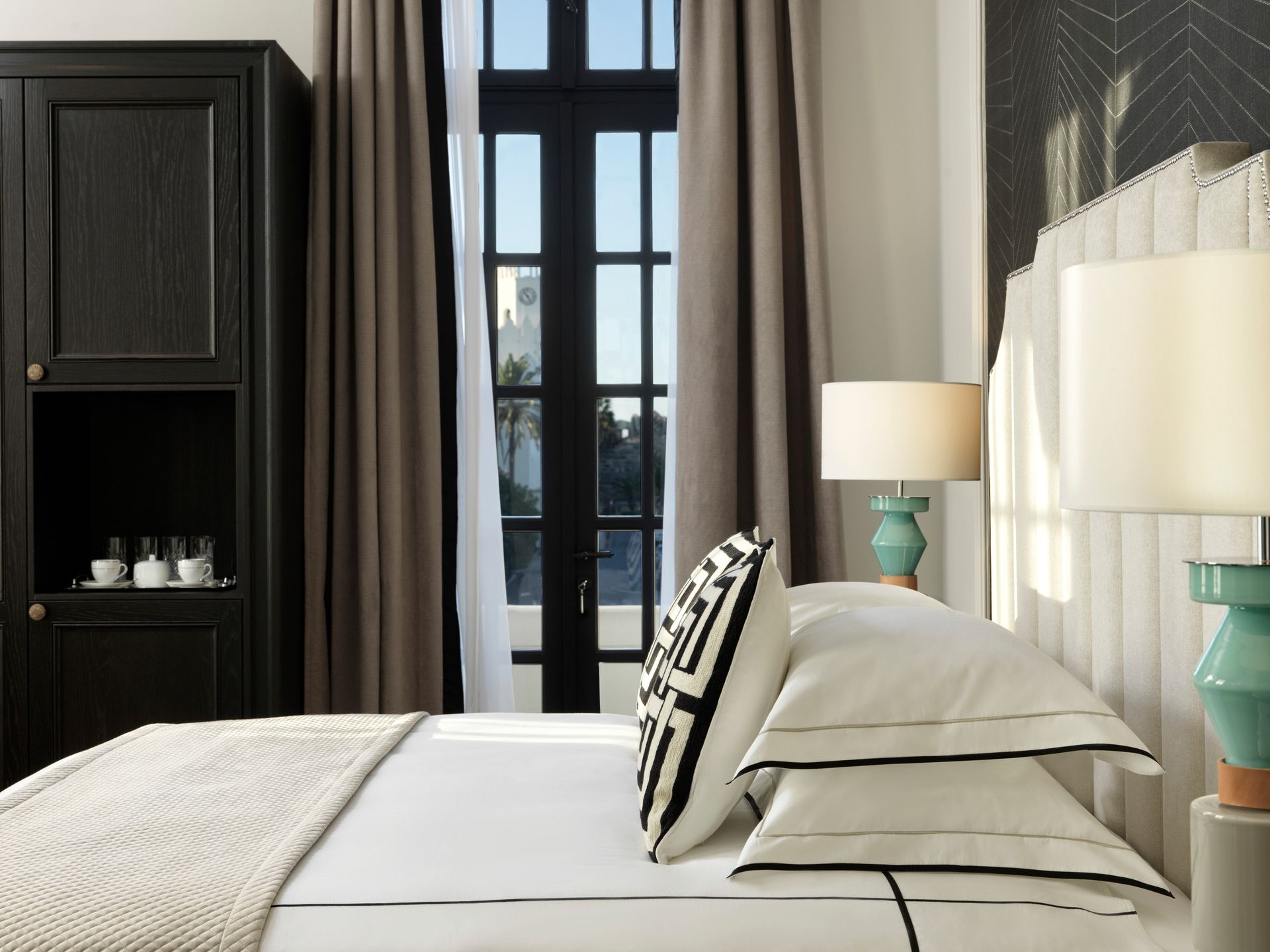 Junior Suite [Side Sea View]