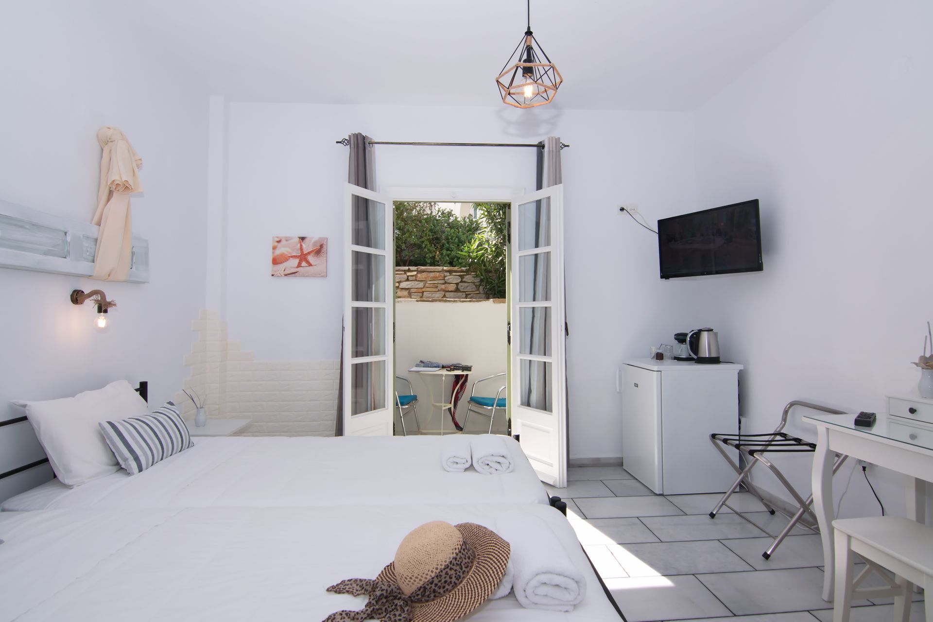 Camara Hotel Naxos - BASE13 - 9