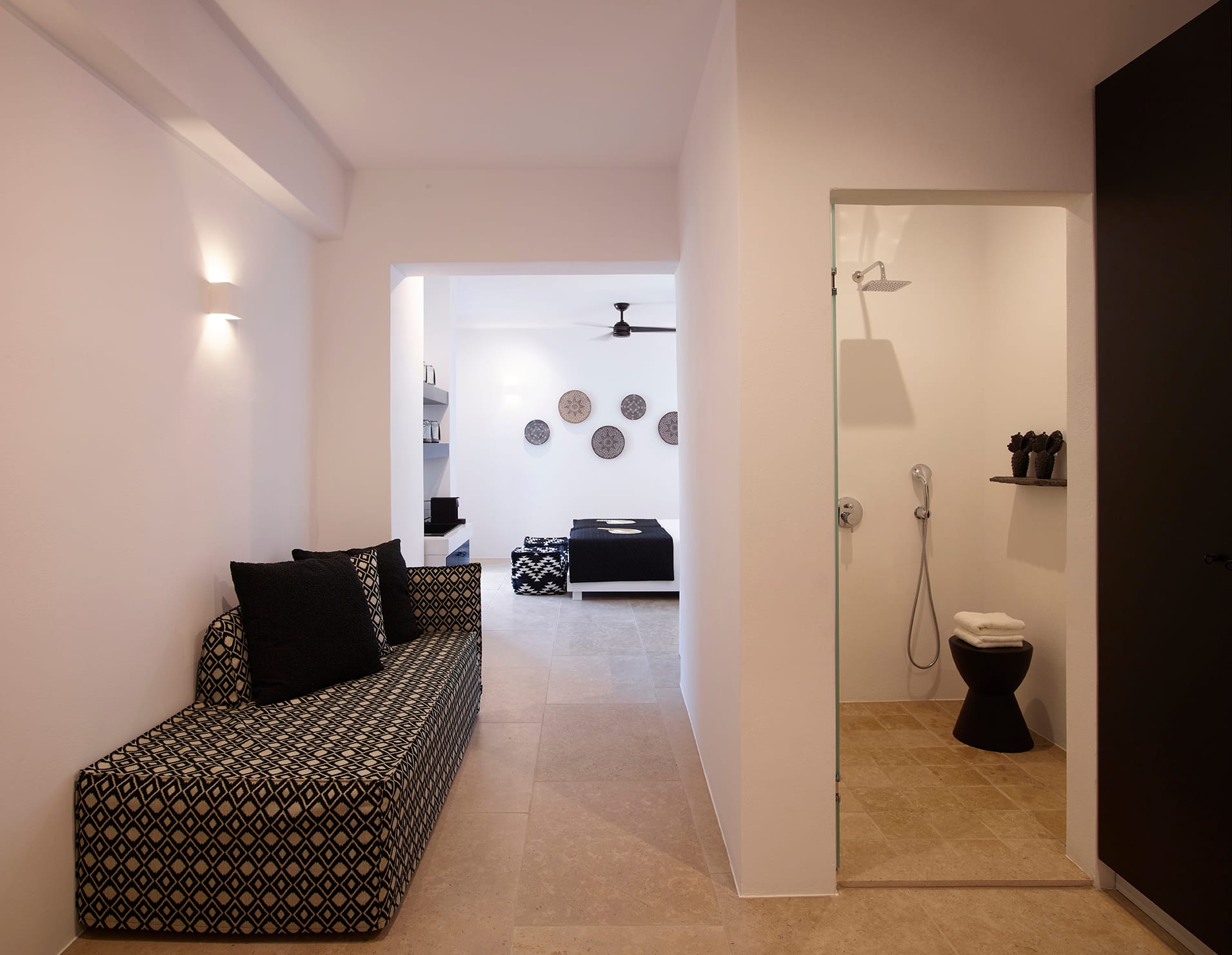 DELUXE SUITE WITH PATIO