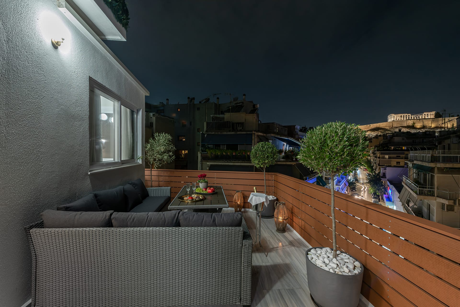 Acropolis Divine Apartments