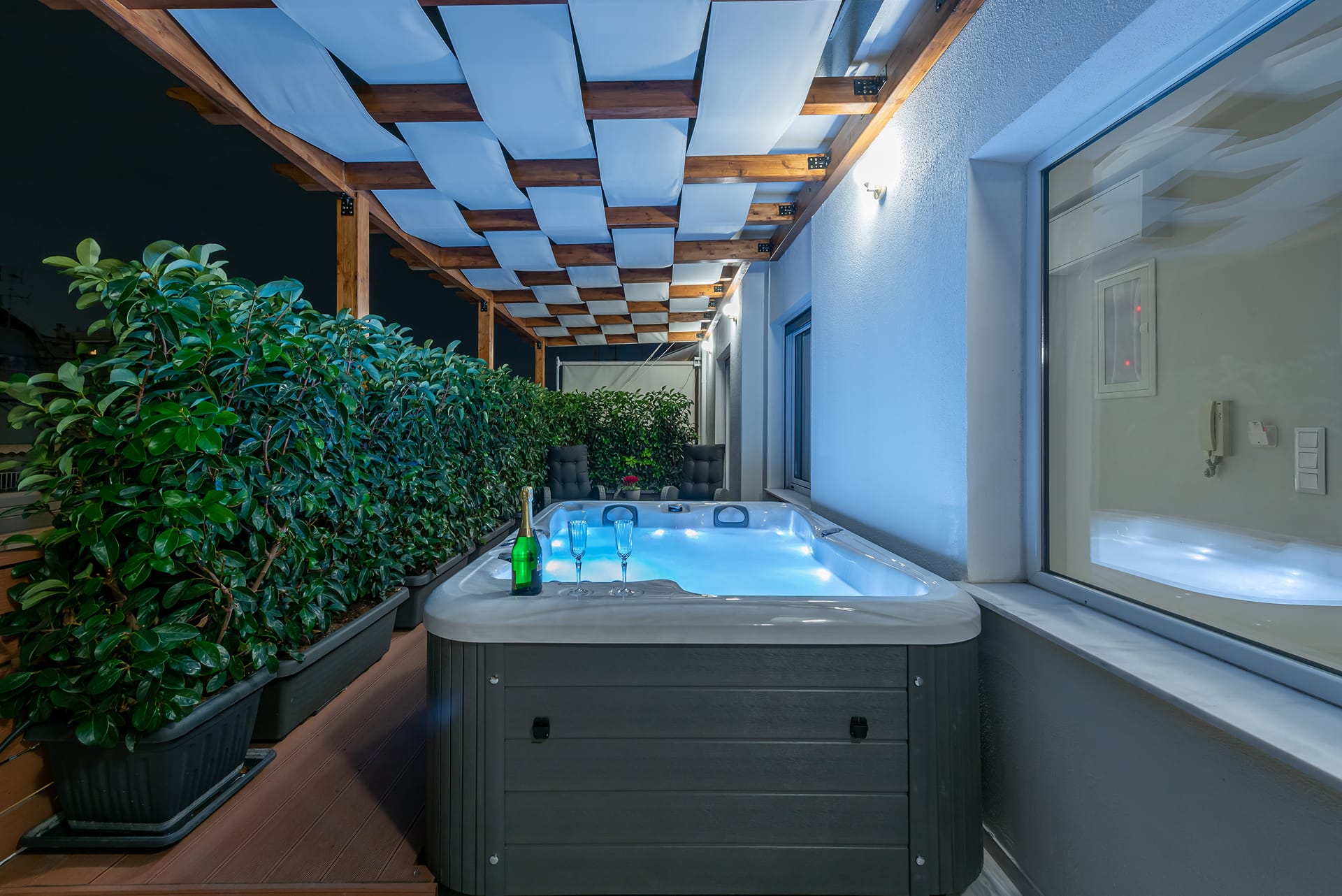 Acropolis Divine Apartments