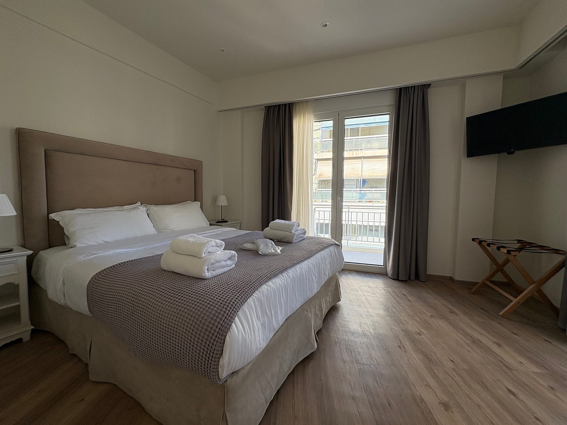 Acropolis Divine Apartments