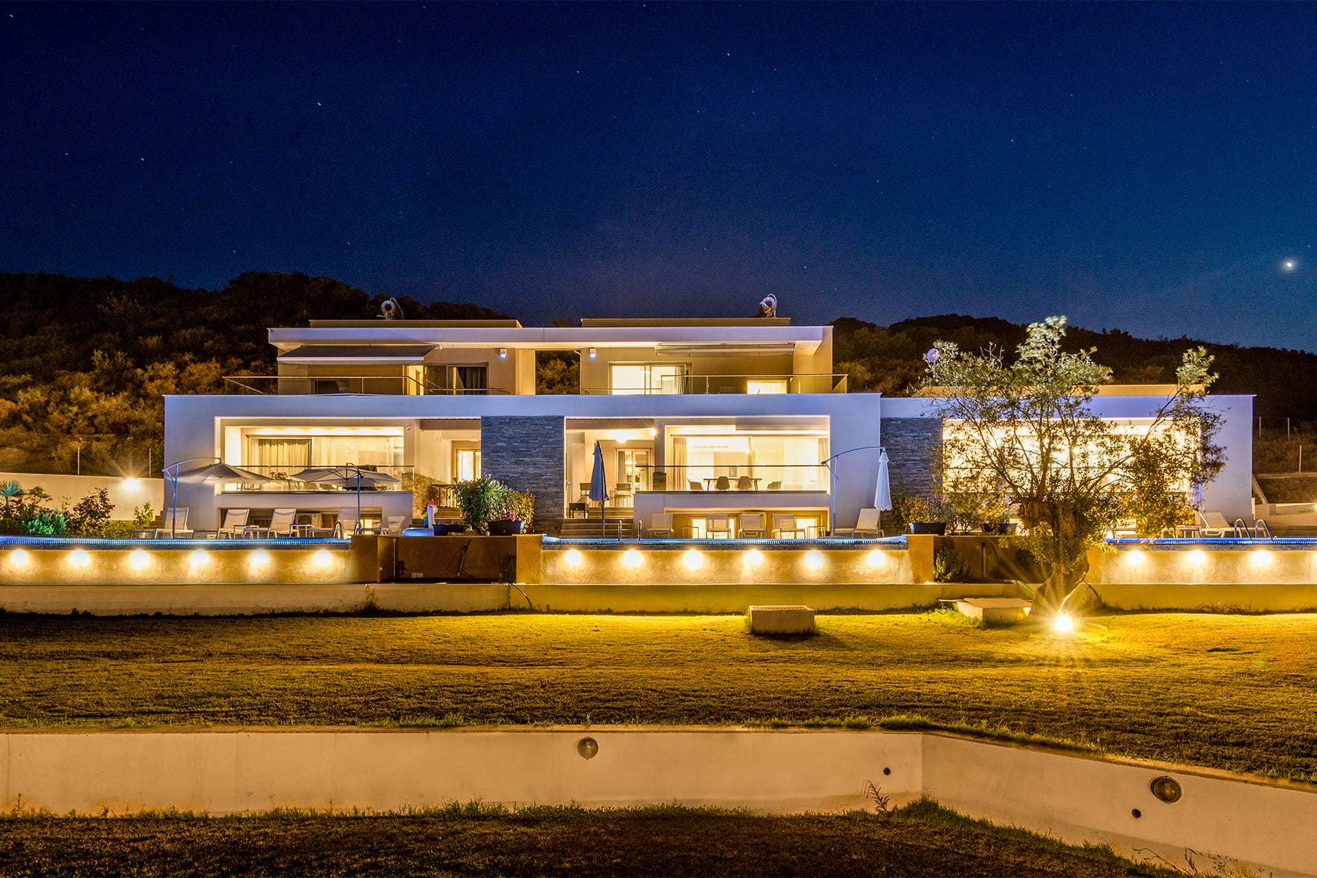 OLD – Afisia Villas