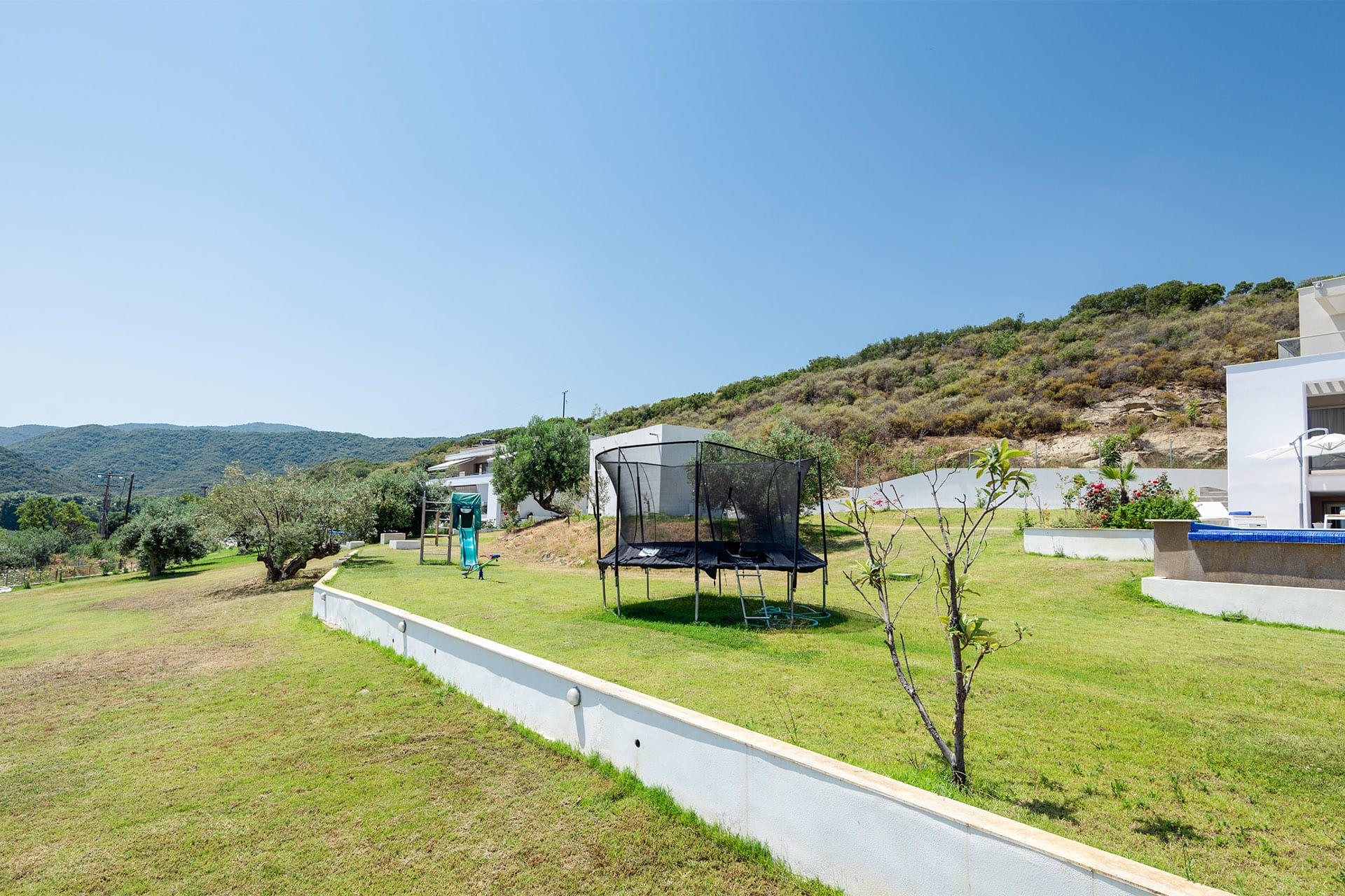 OLD – Afisia Villas