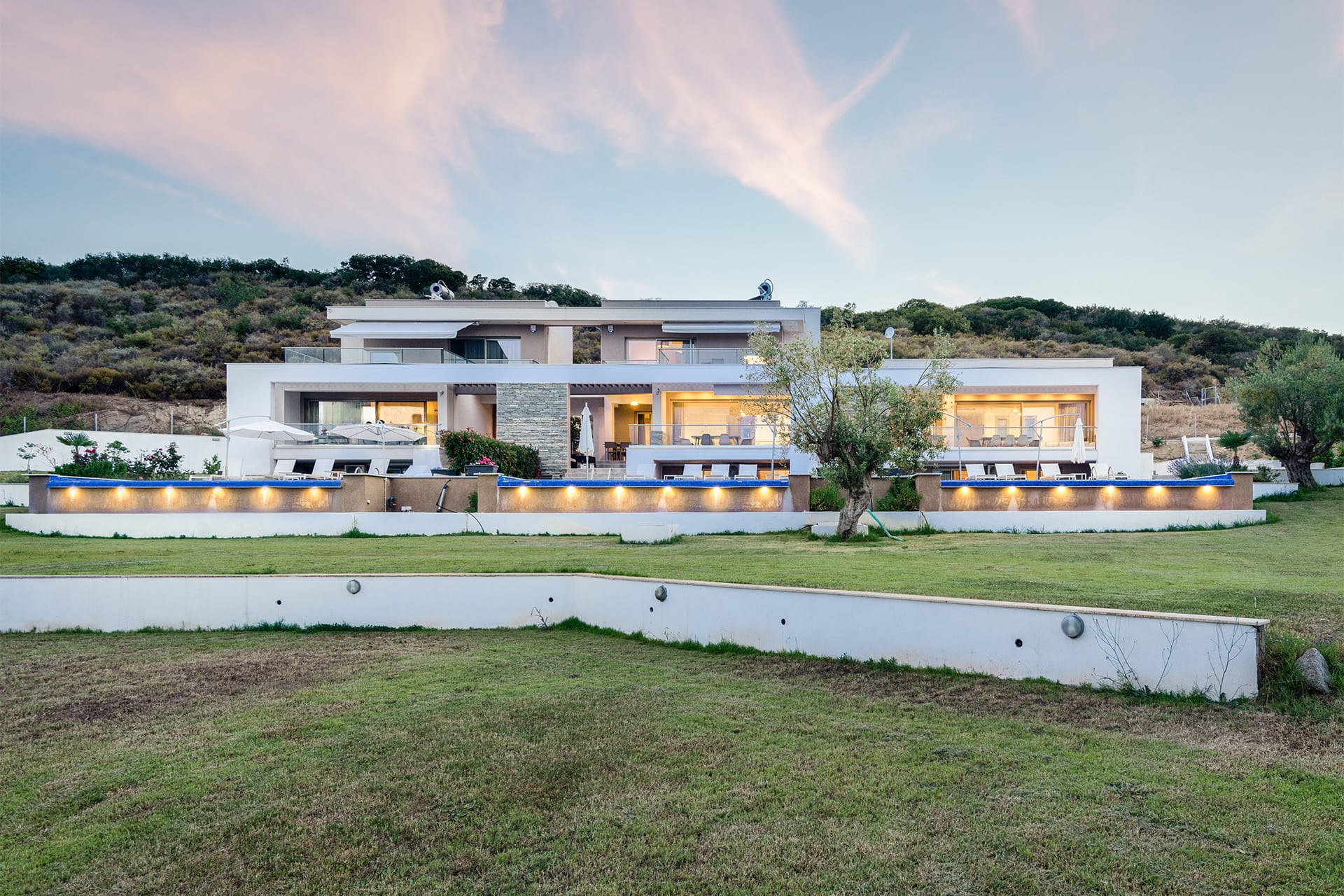 OLD – Afisia Villas