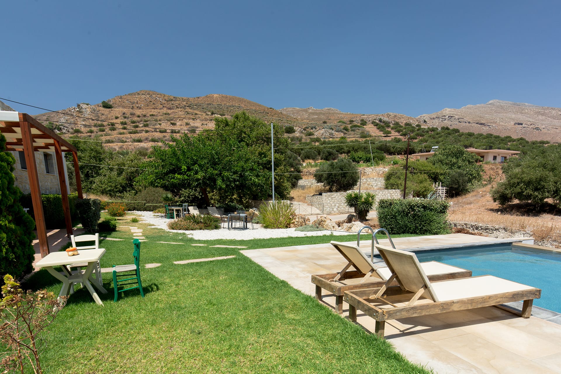 Agarathos Apartments Crete