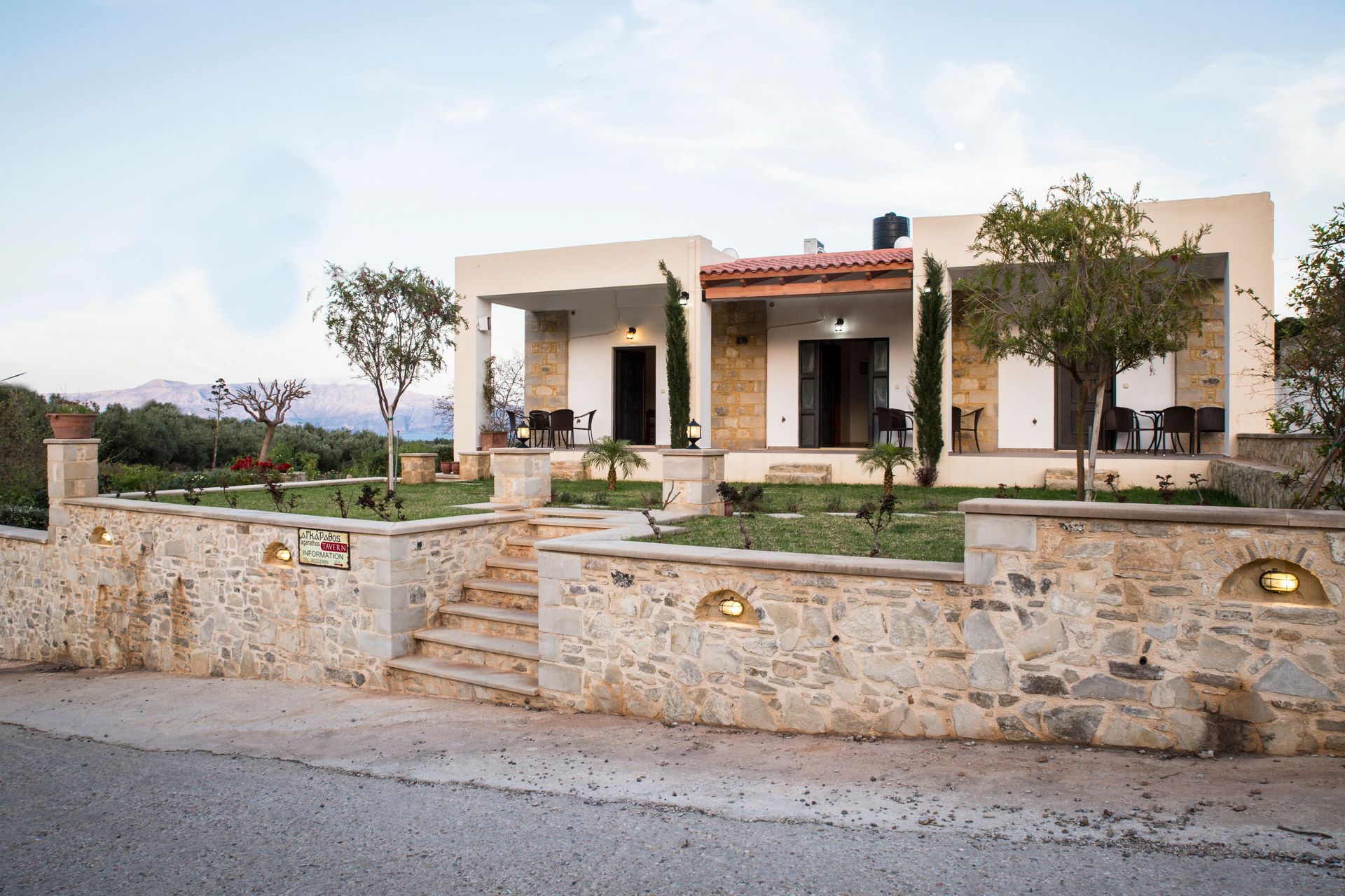 Agarathos Apartments Crete