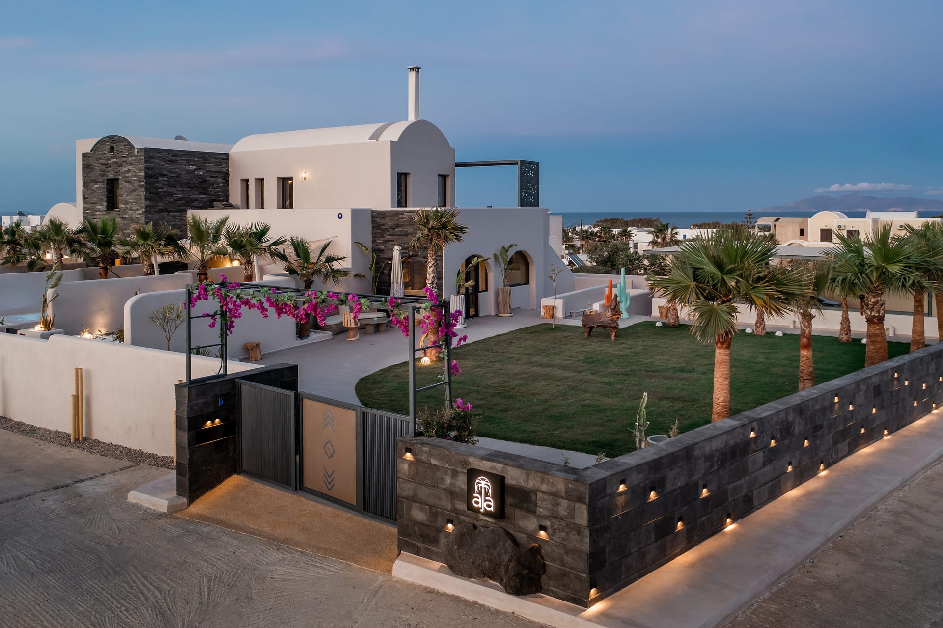 Aja Retreat Luxury Suites