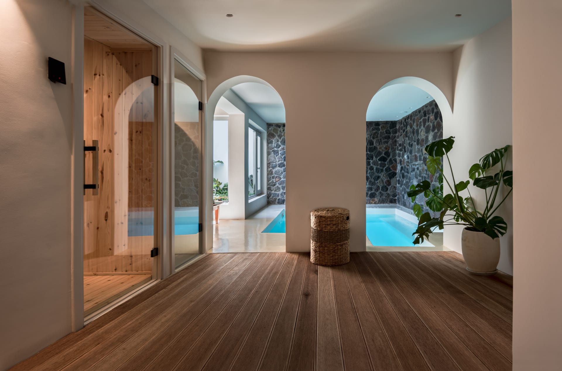 Akra Suites & Spa