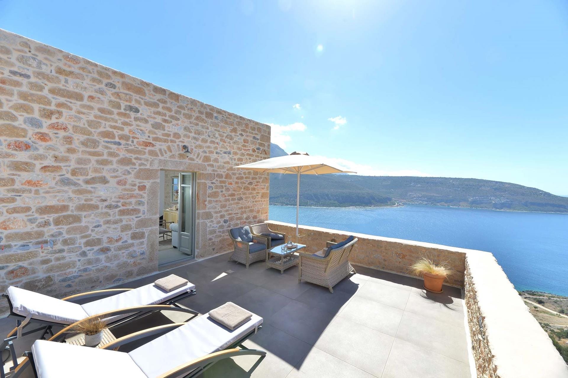 Akrolithi Boutique Hotel
