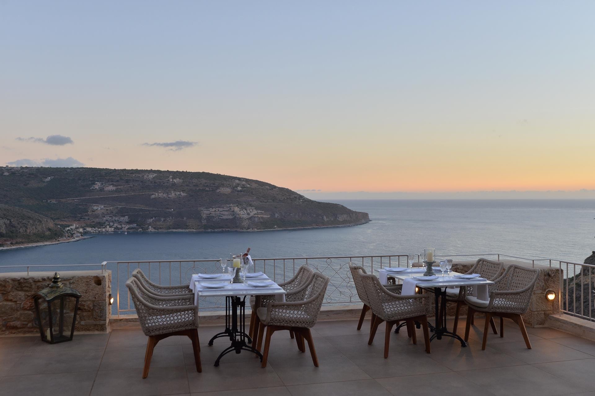 Akrolithi Boutique Hotel