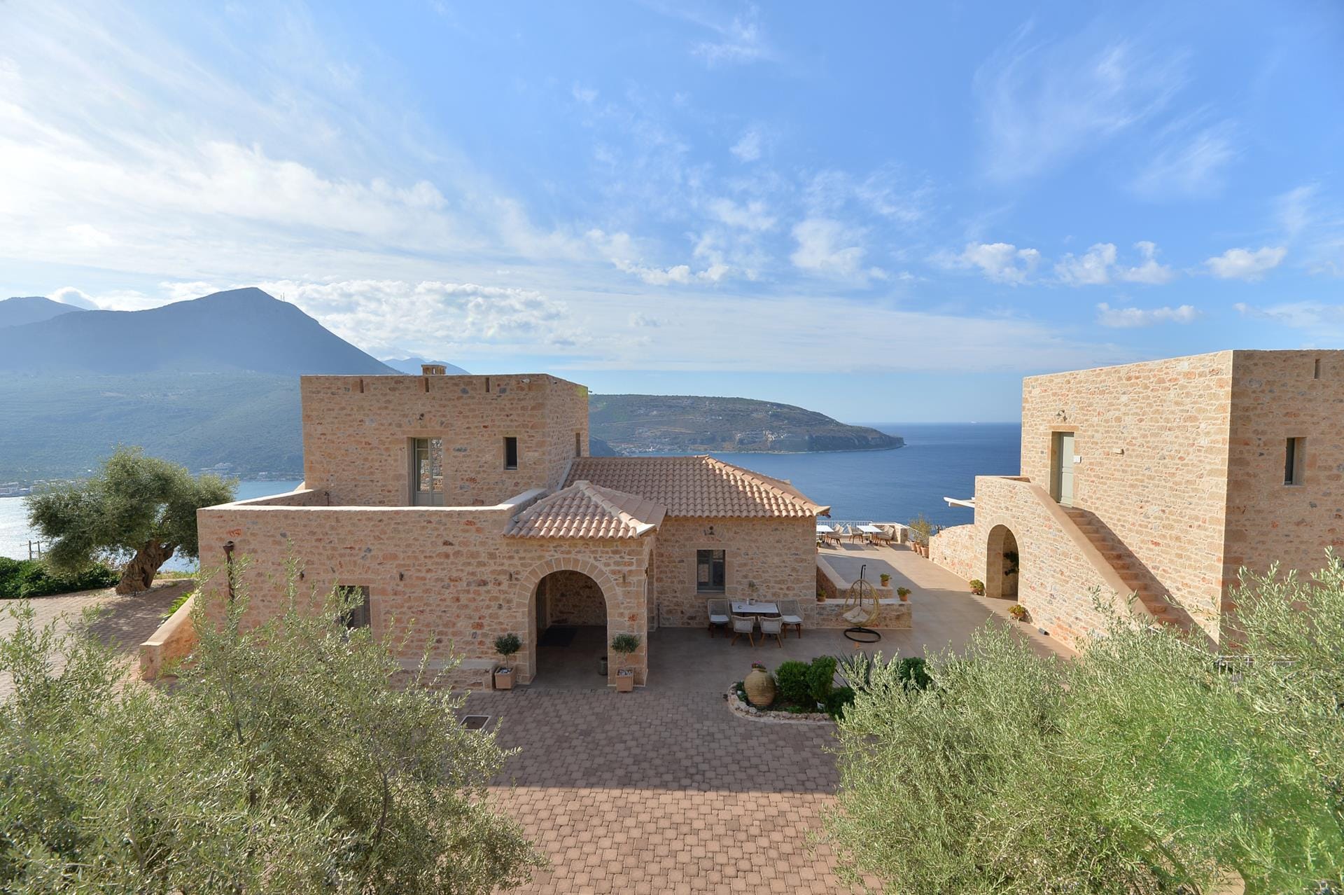 Akrolithi Boutique Hotel