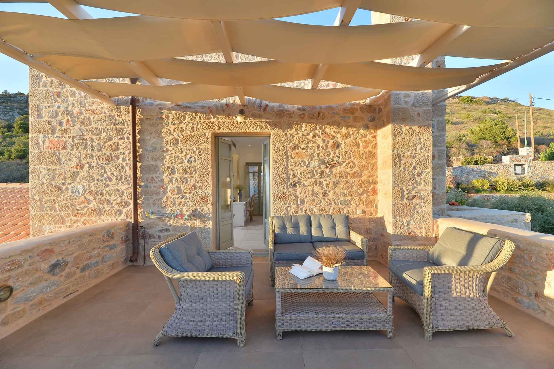 Akrolithi Boutique Hotel