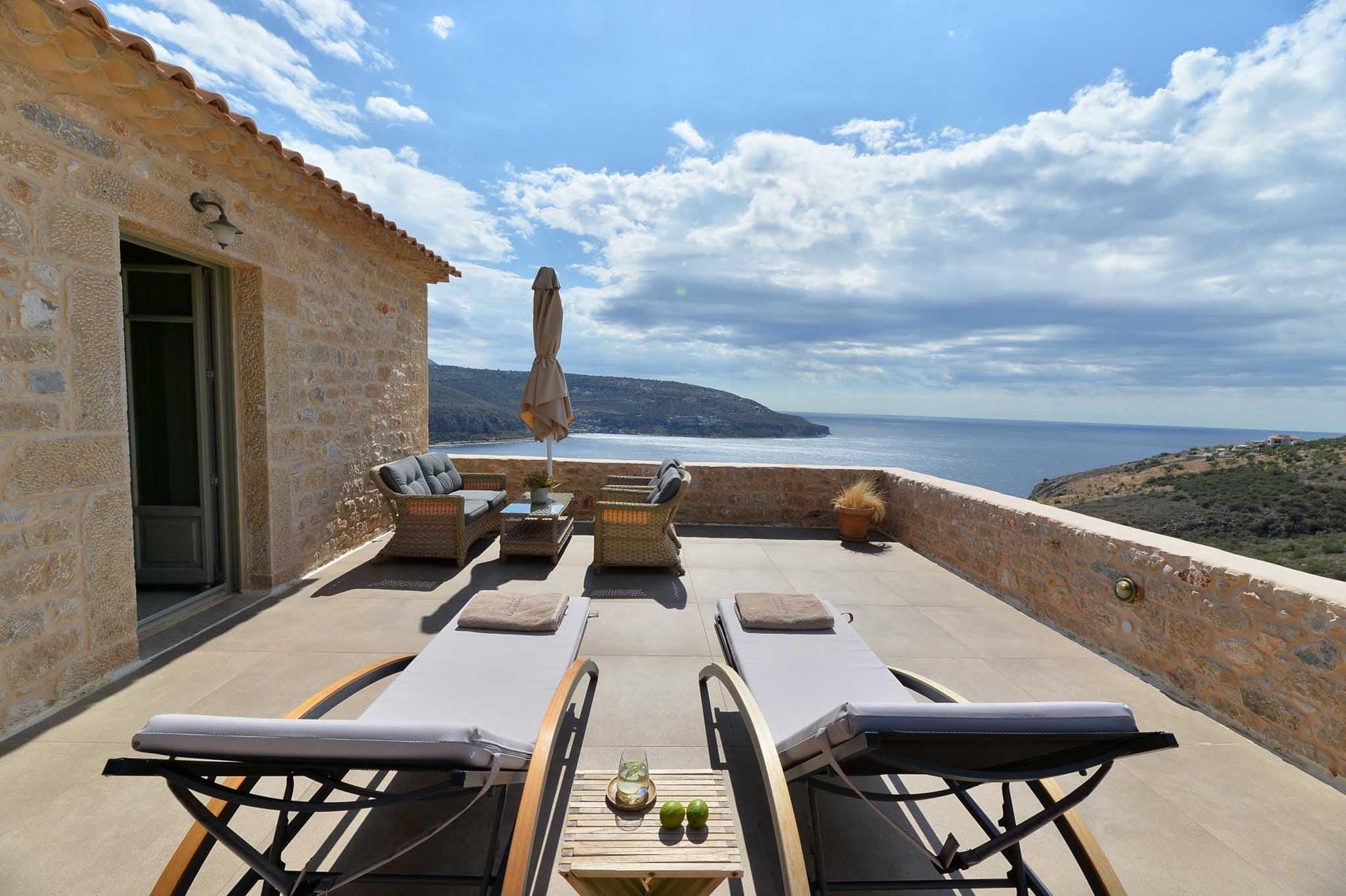 Akrolithi Boutique Hotel