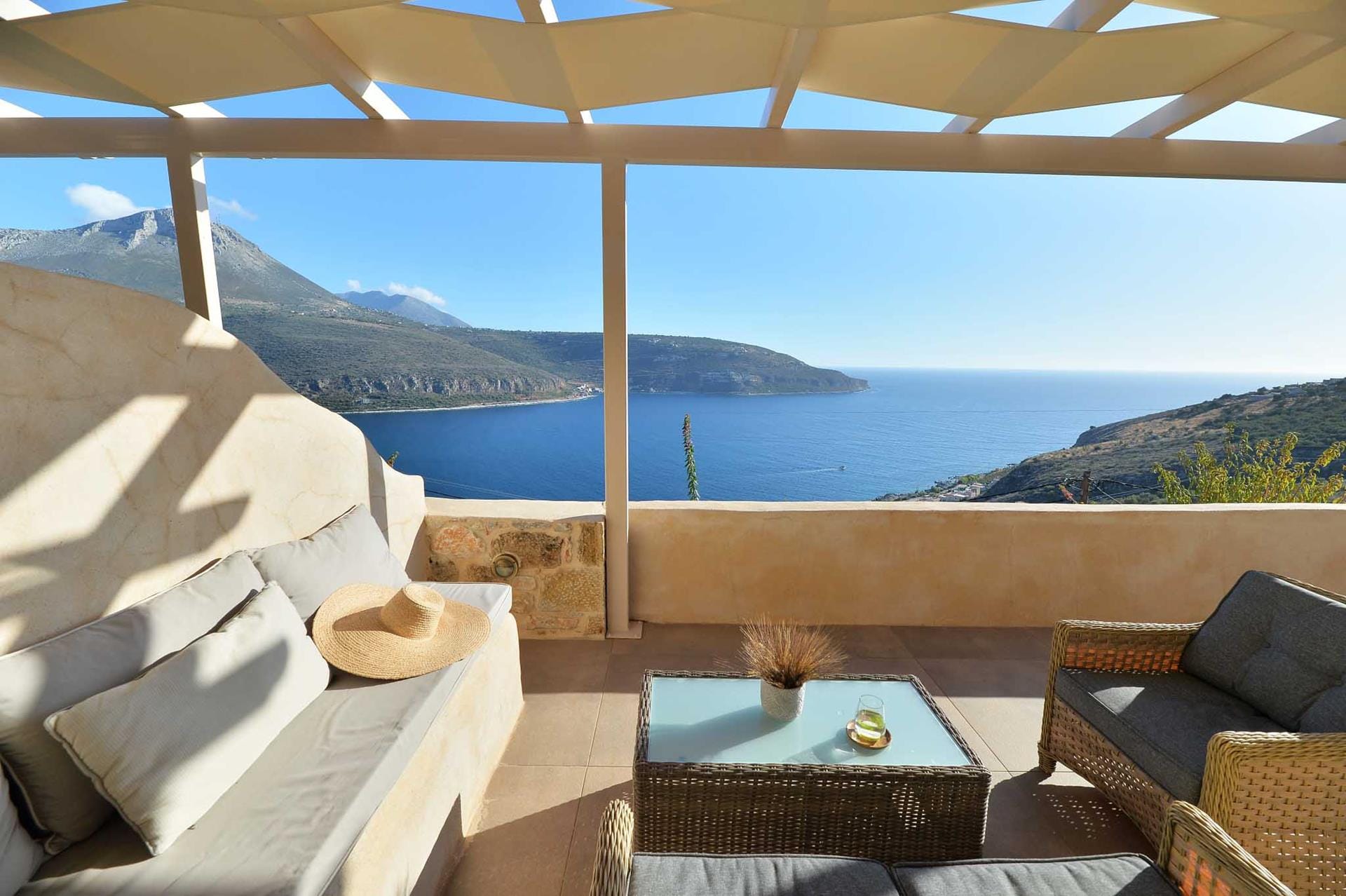 Akrolithi Boutique Hotel