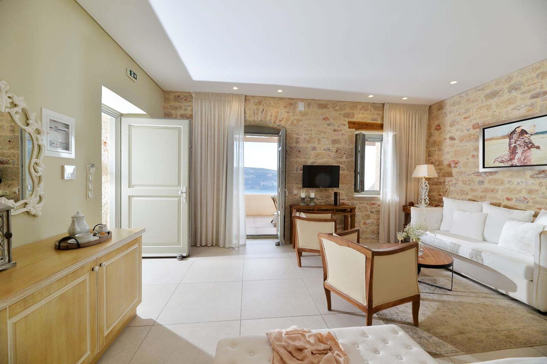 Akrolithi Boutique Hotel