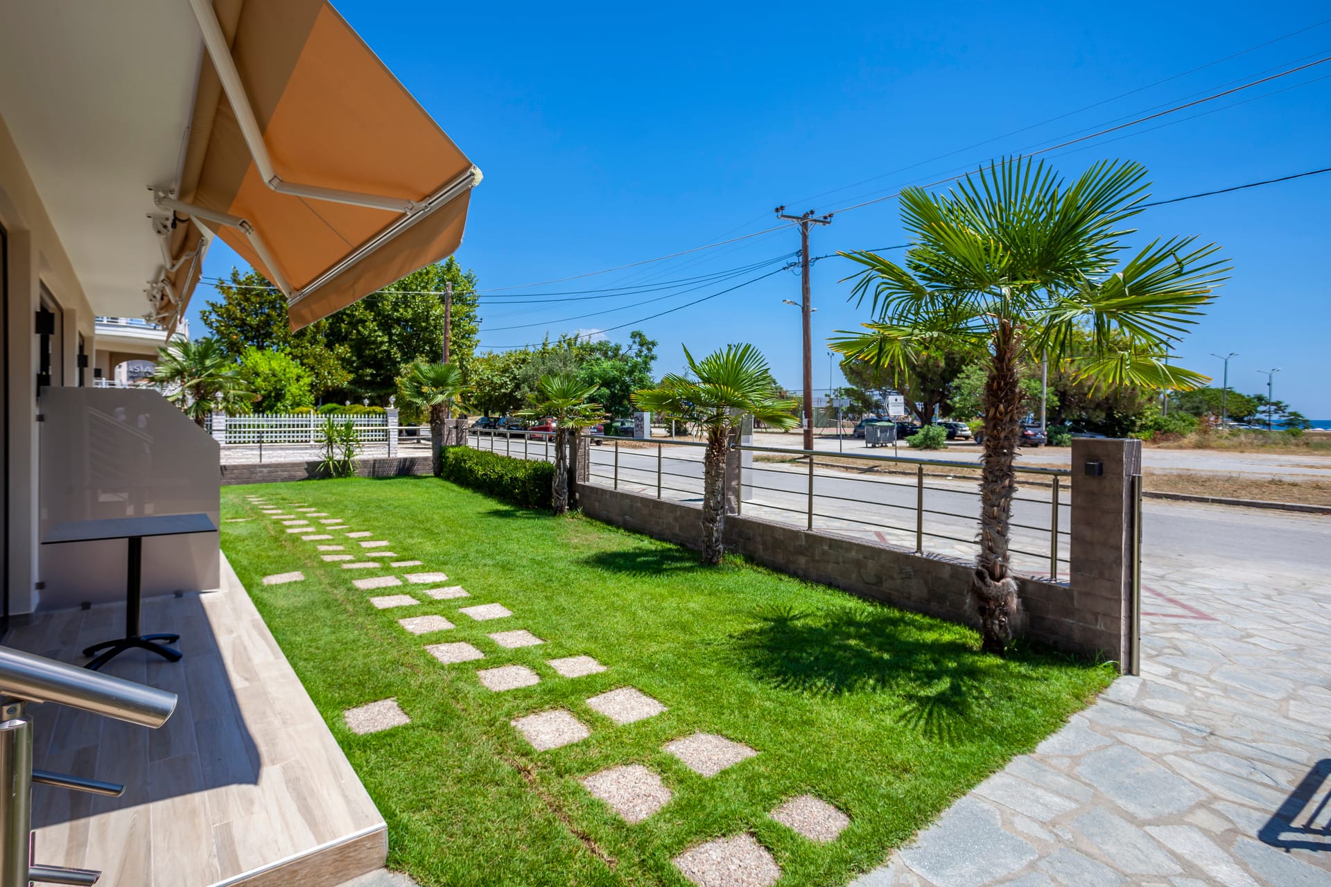 Aliston Deluxe Living – Adults Only