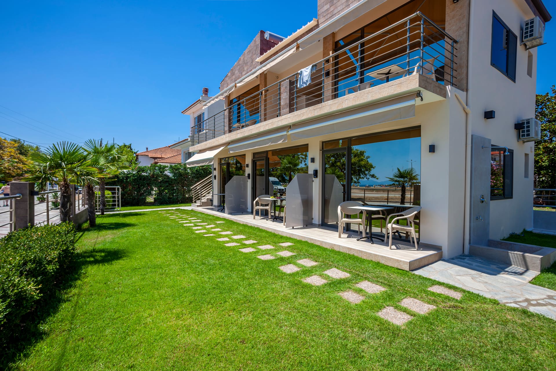 Aliston Deluxe Living – Adults Only
