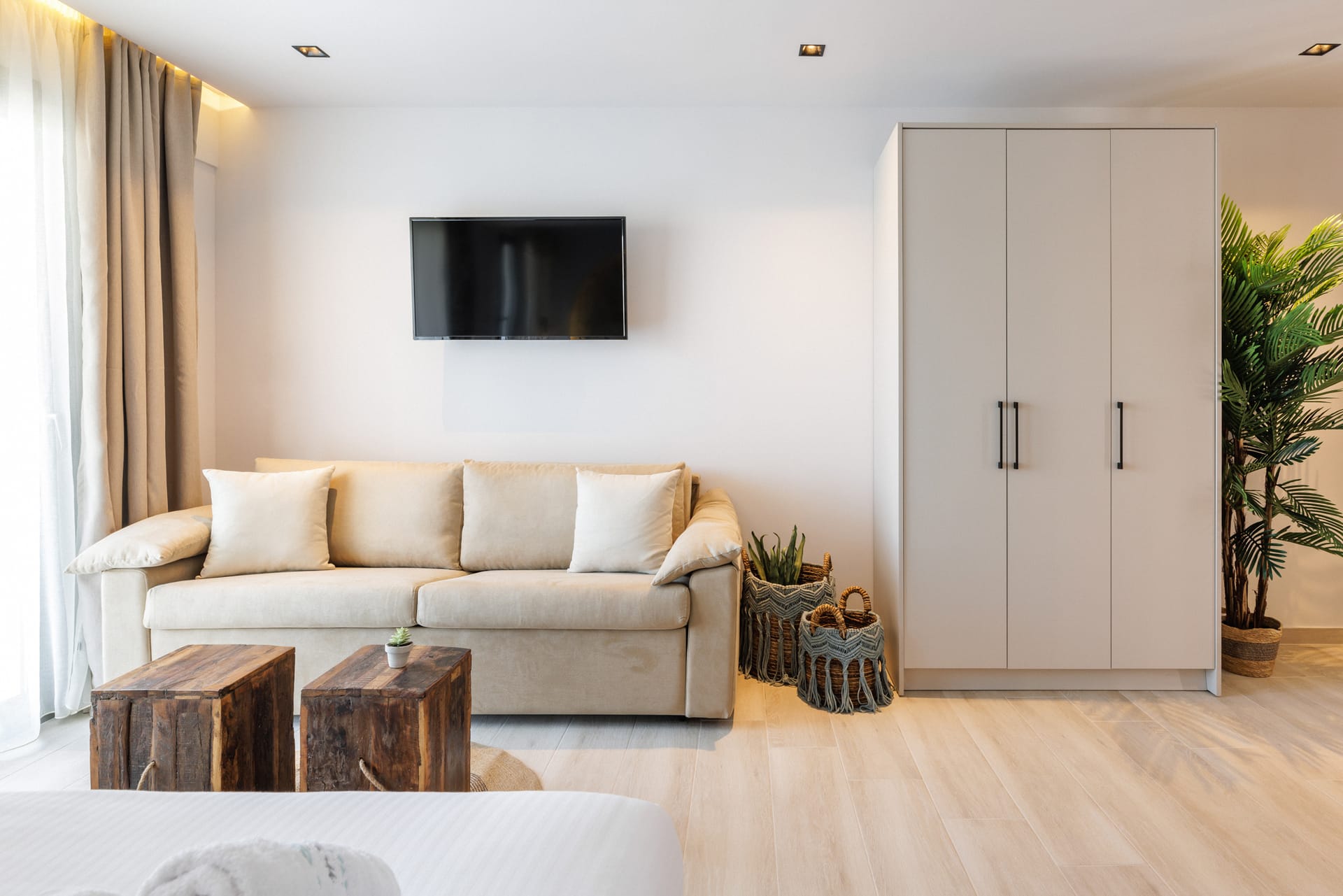 Amalthia Luxury Suites