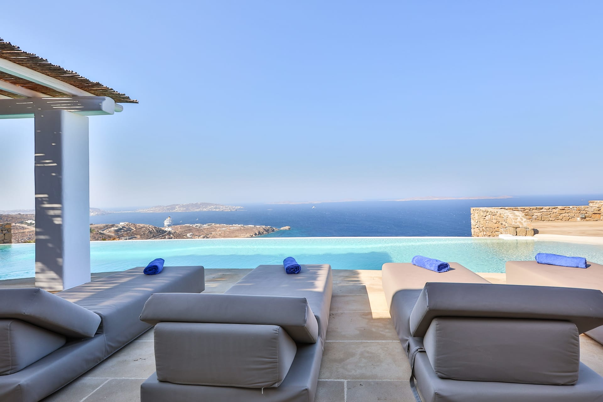 Altavista Villa