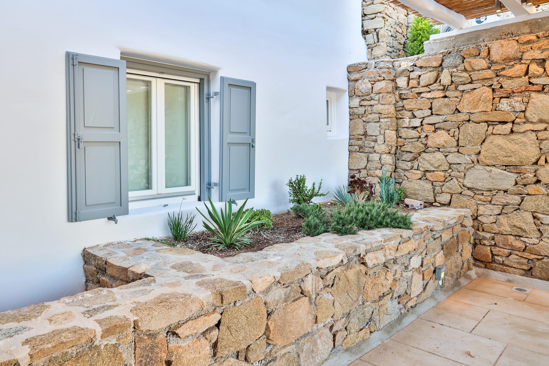 Altavista Villa