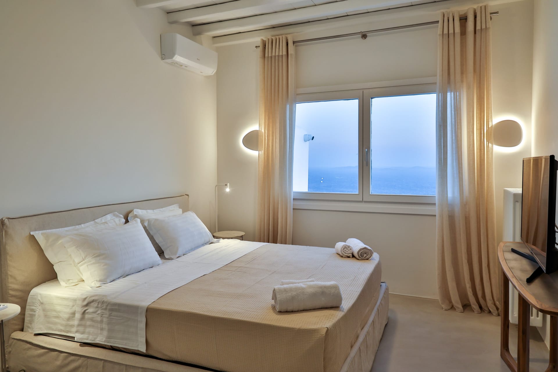 Altavista Villa