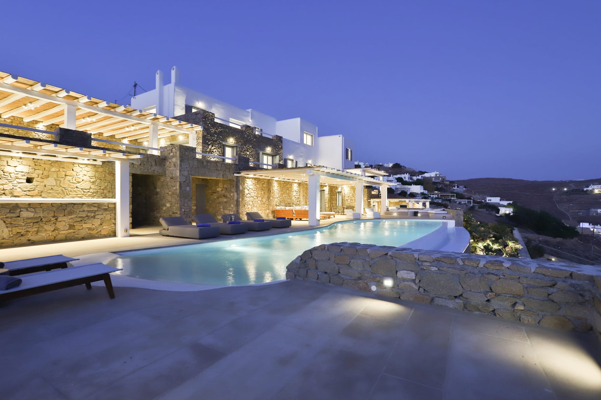 Altavista Villa