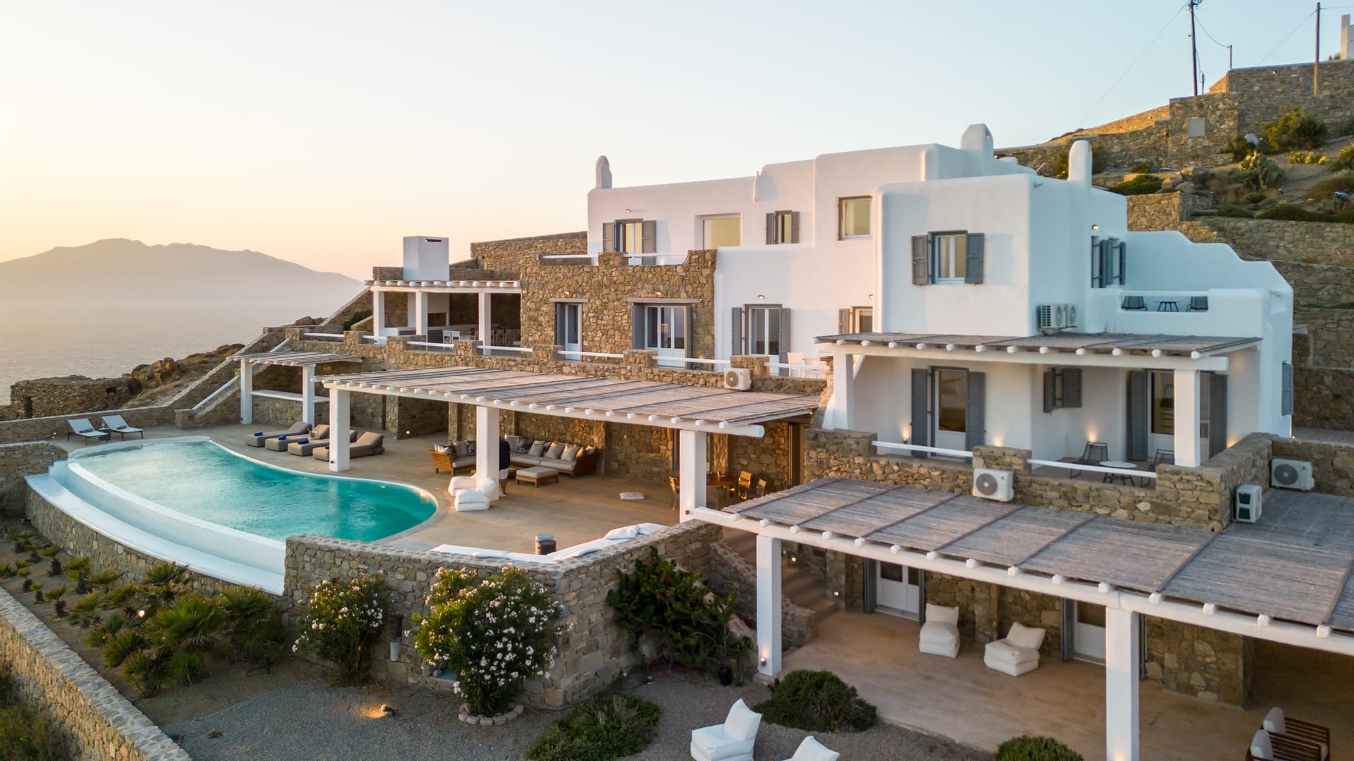 Altavista Villa