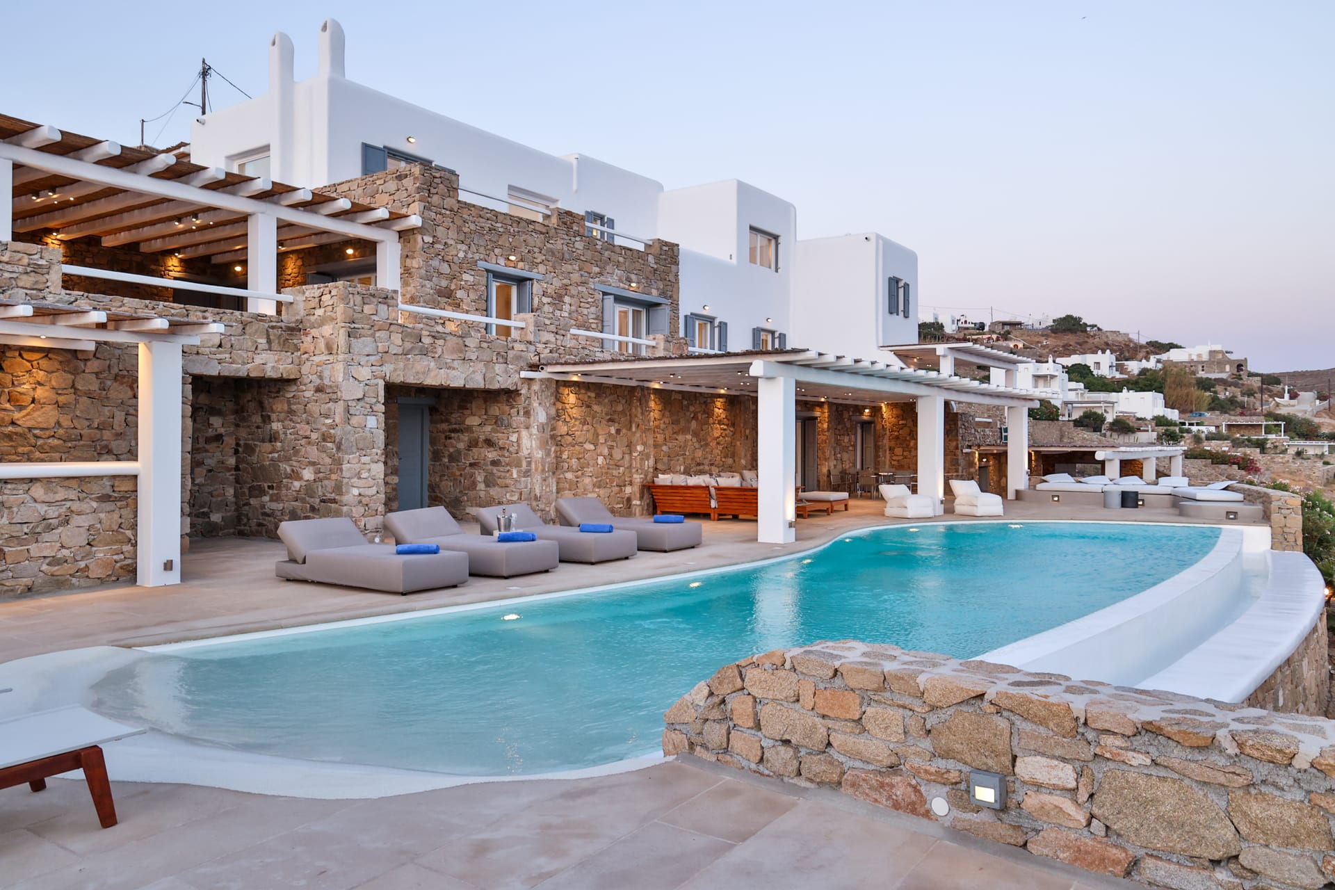 Altavista Villa