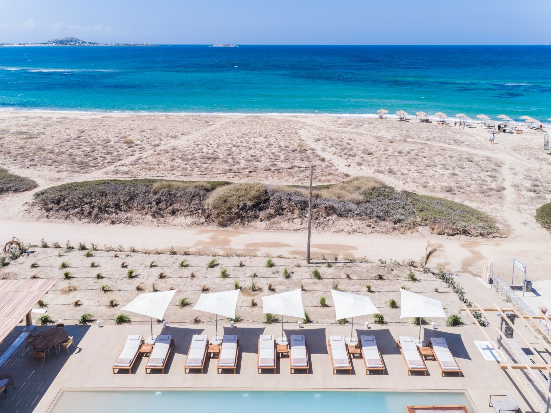 Ammothines Cycladic Suites