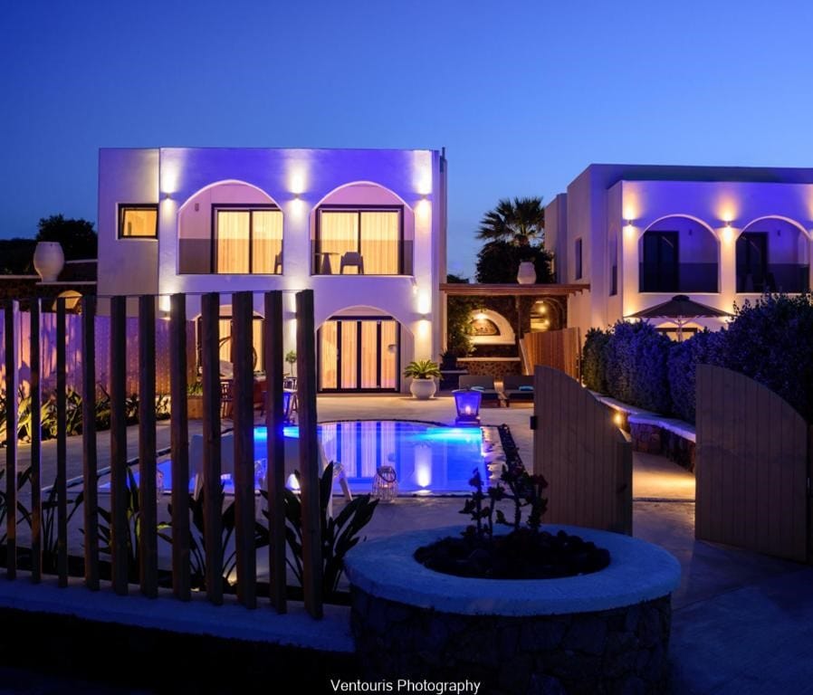 Amor Hideaway Villas Santorini by Mr and Mrs White