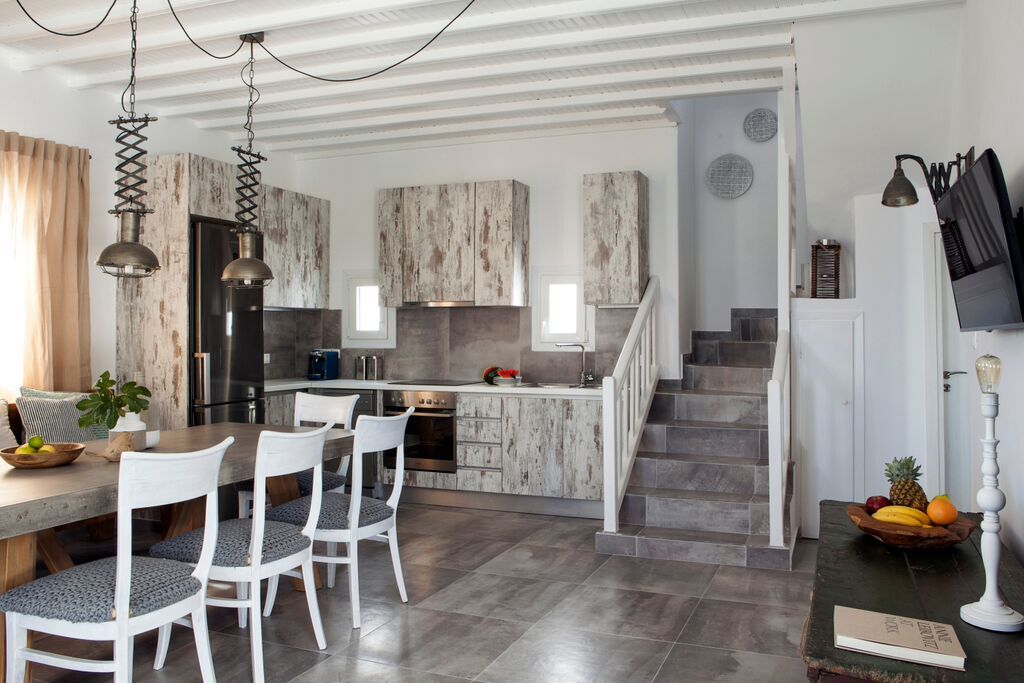 Amperian Mykonos