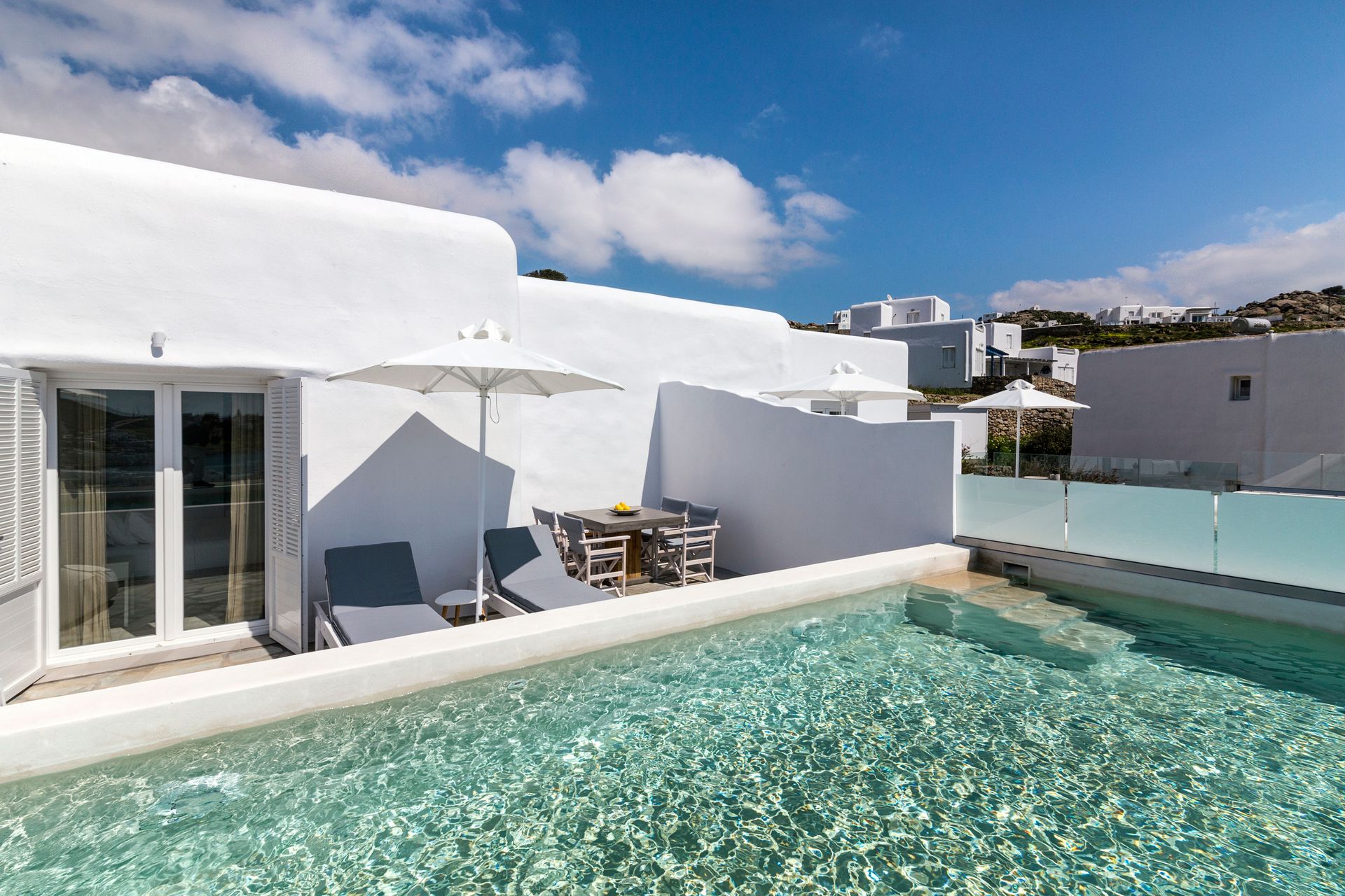 Amperian Mykonos