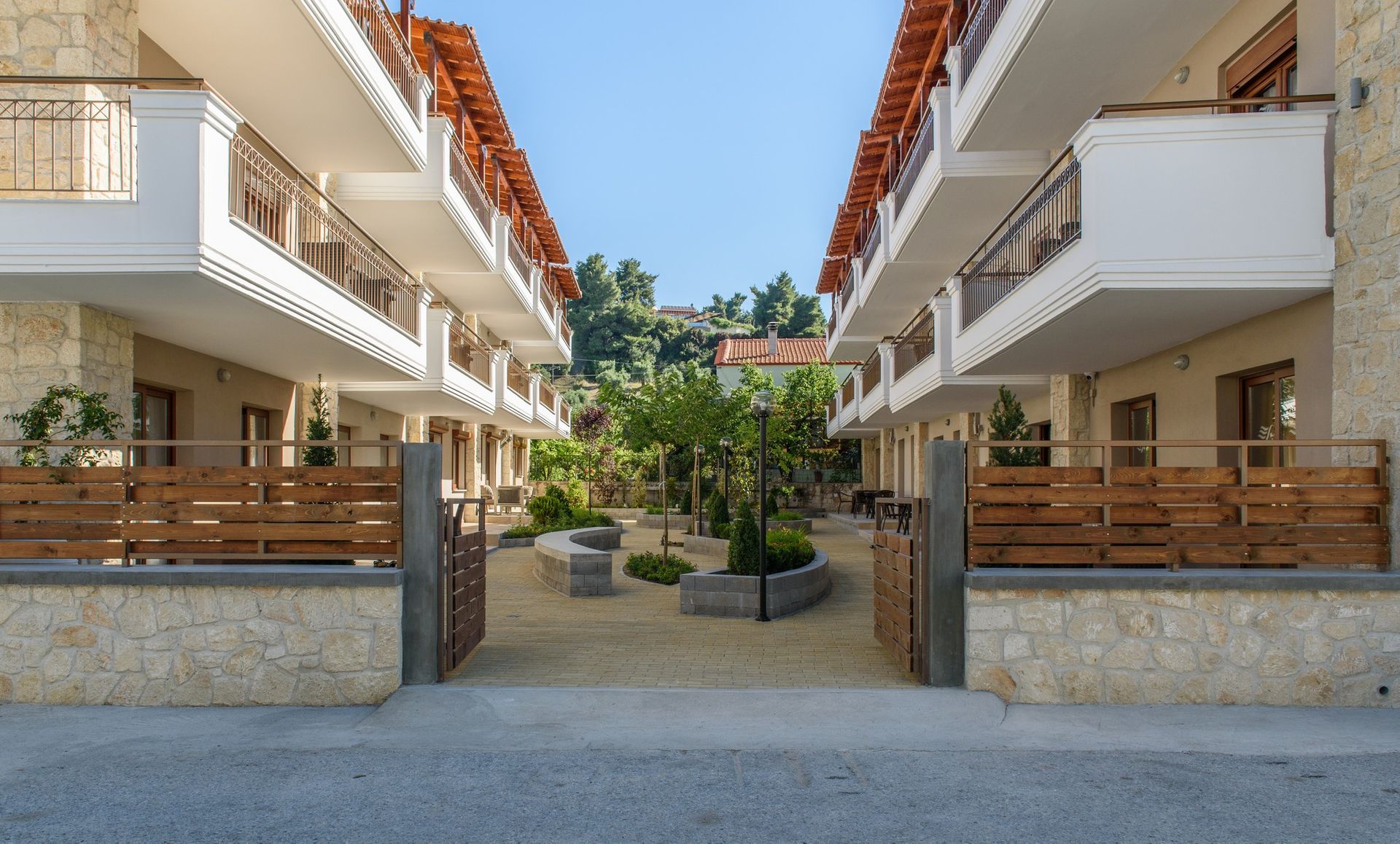 Apanemia by Flegra Hotels
