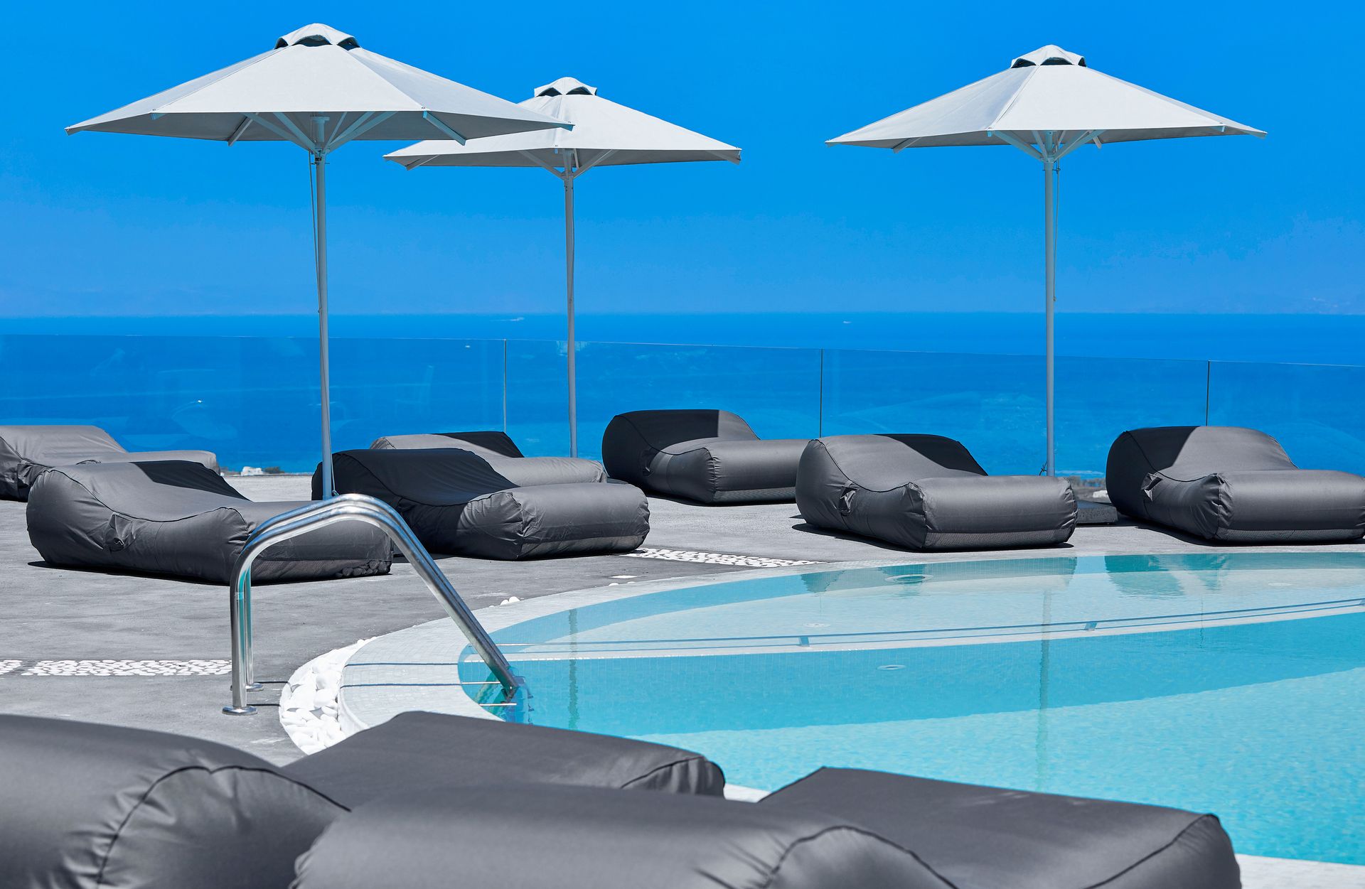 Aperanto Suites Santorini