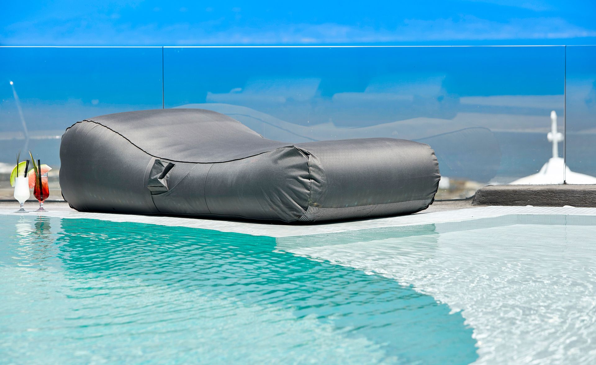 Aperanto Suites Santorini