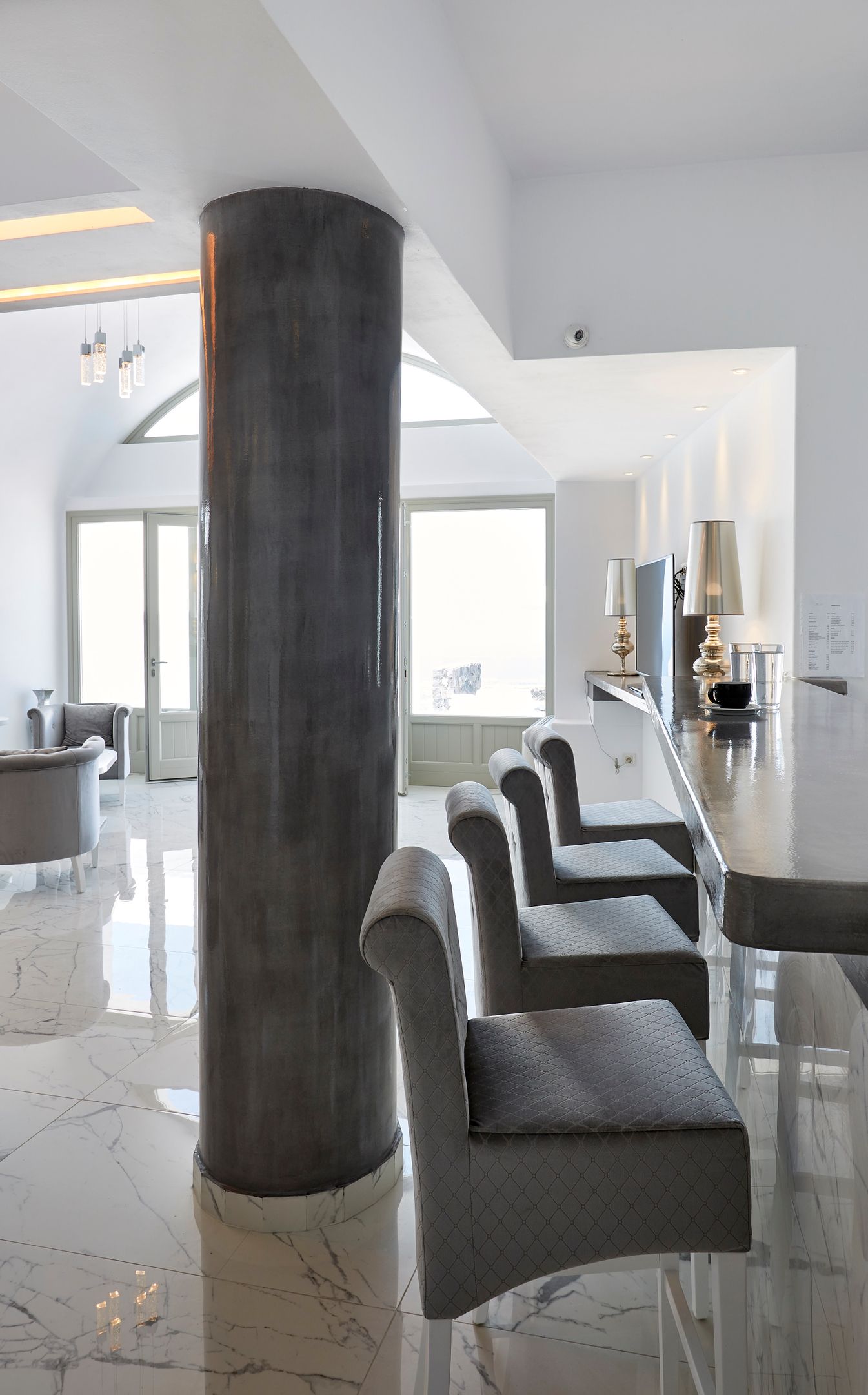 Aperanto Suites Santorini