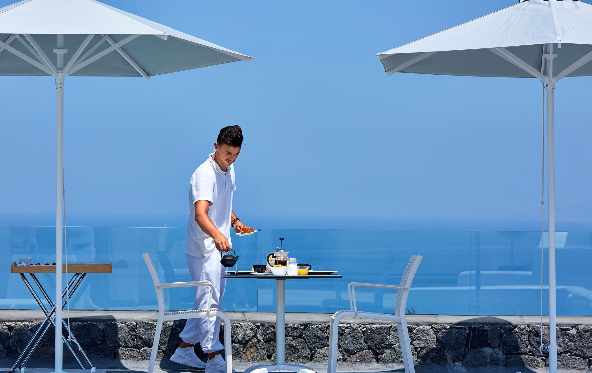 Aperanto Suites Santorini
