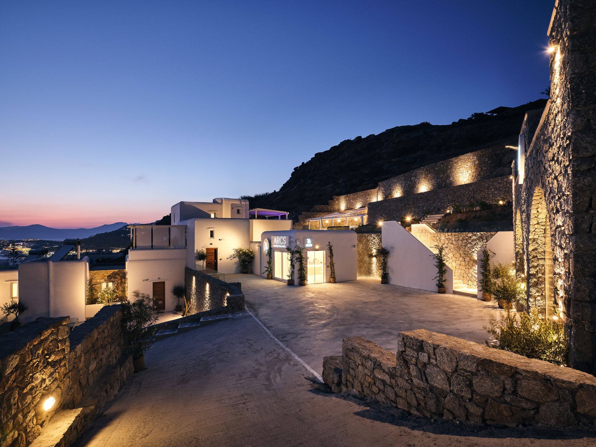 ARCS Suites & Residences