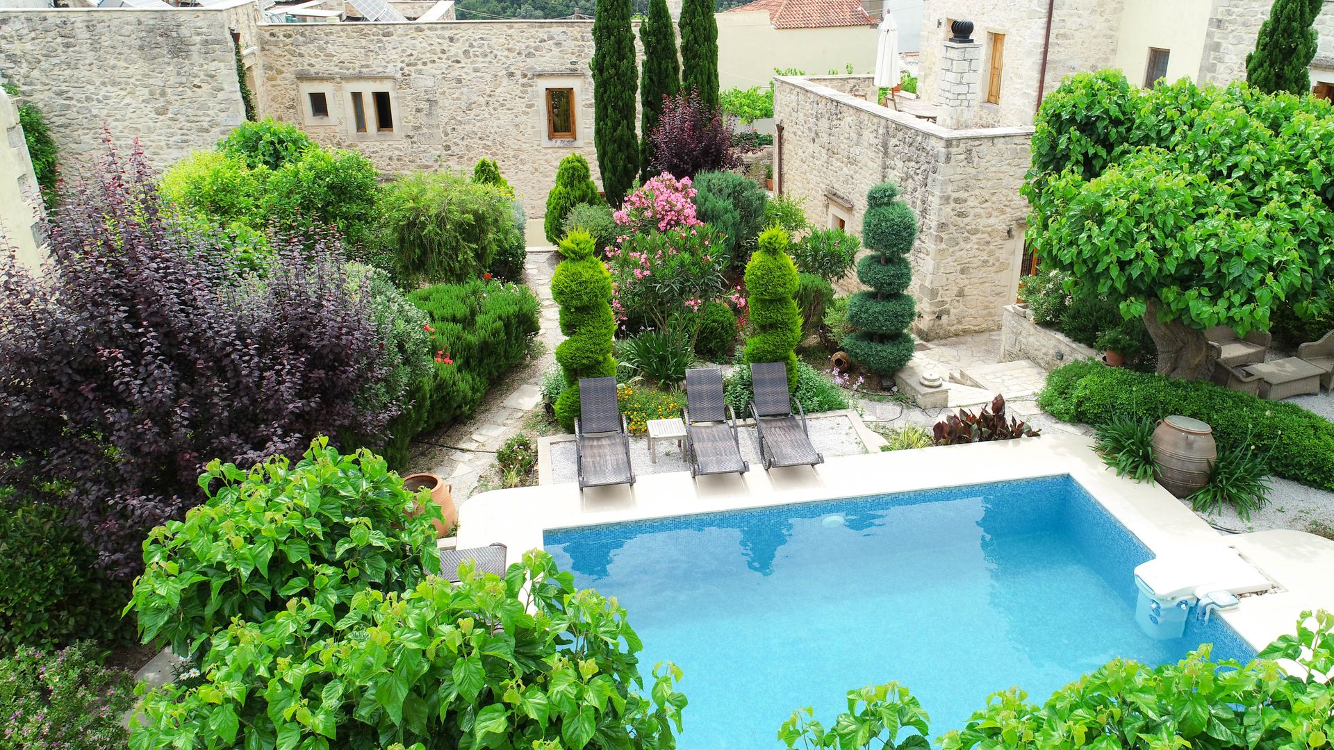 Arcus Suites