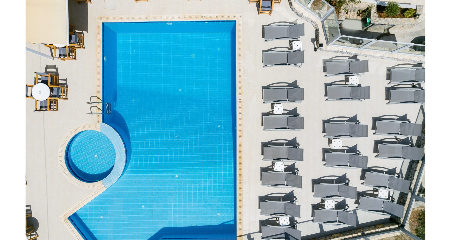 Areti Hotel