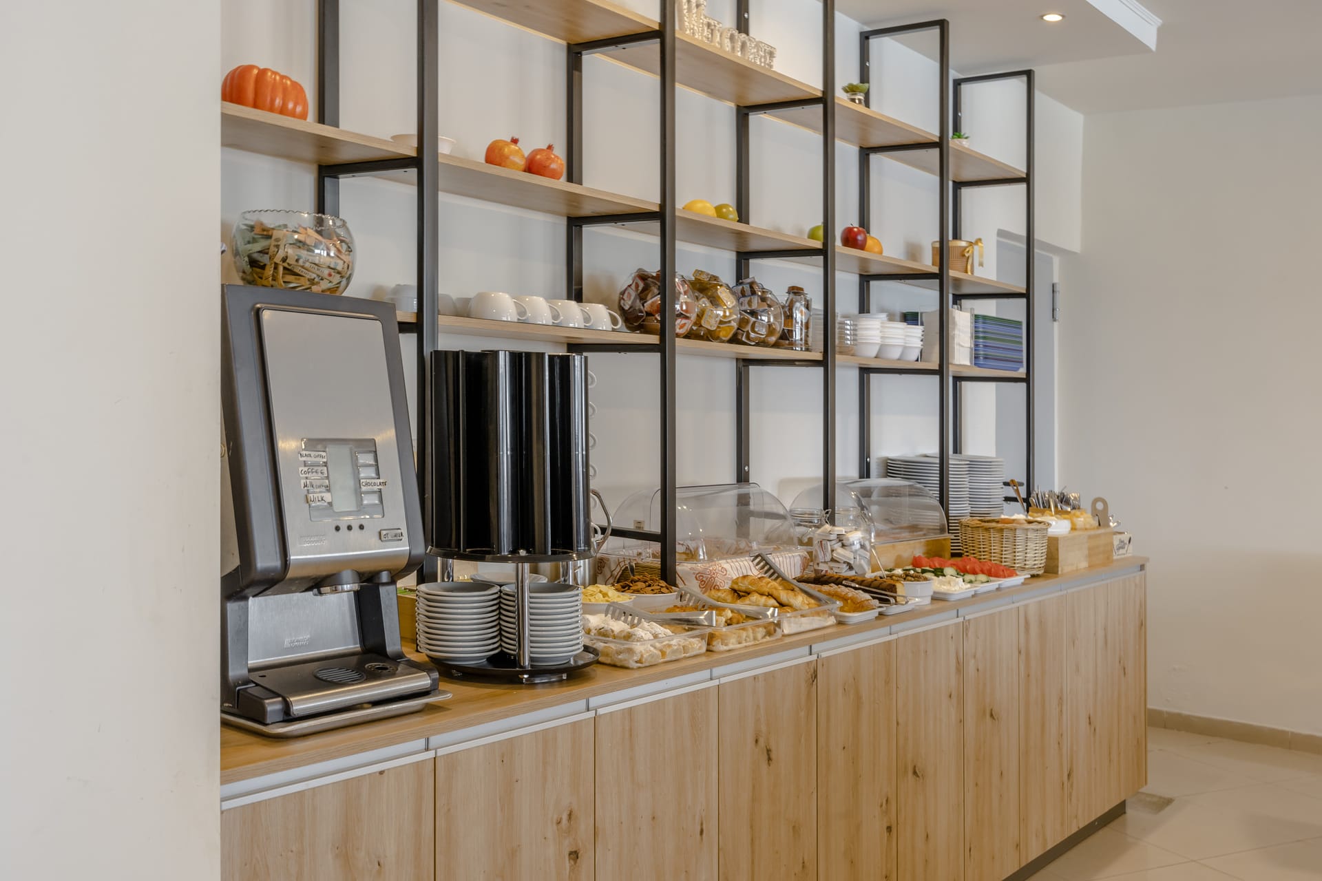 Areti Hotel