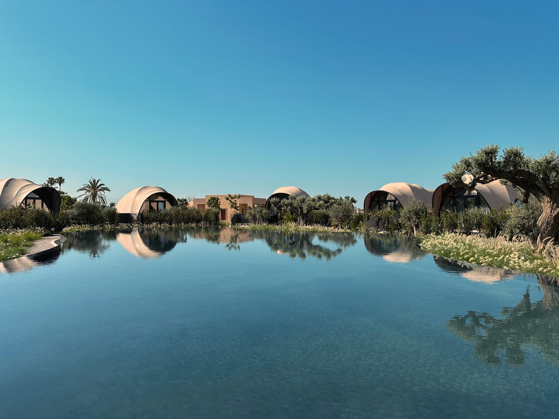 91 Athens Riviera The Resort